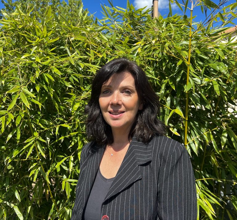 Cécile MALLARD Socio Coiffeuse